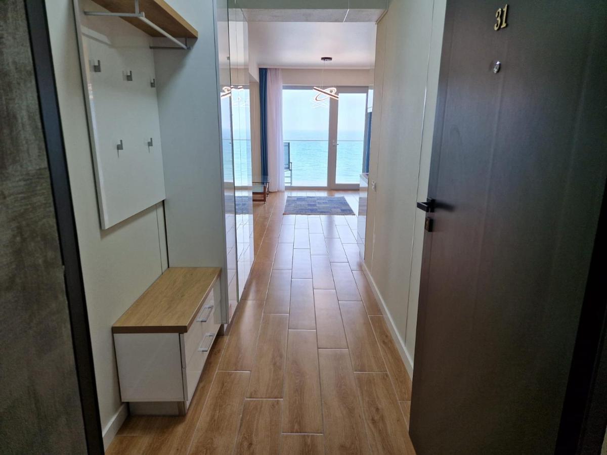 דירות Năvodari Promenada Sea View מראה חיצוני תמונה