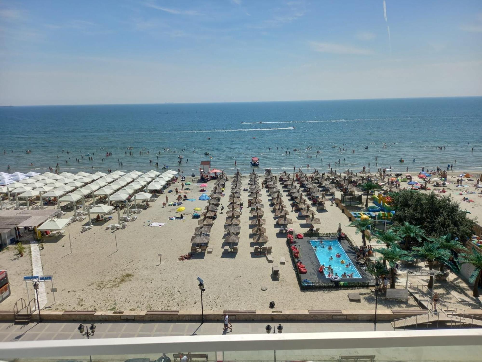 דירות Năvodari Promenada Sea View מראה חיצוני תמונה